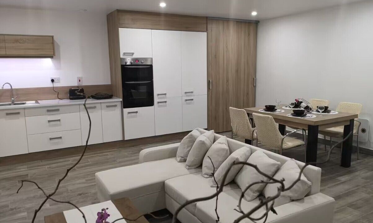 Photo of Livingroom in Trim