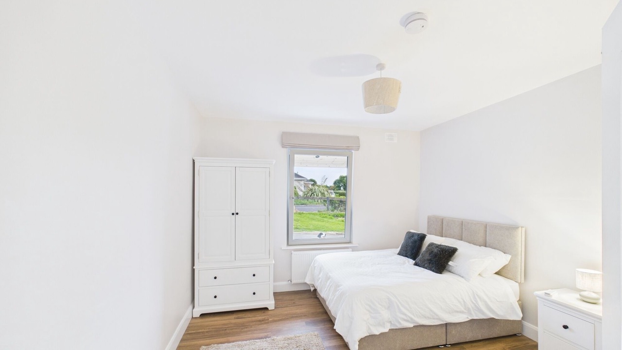 Photo of Bedroom in Garrykennedy