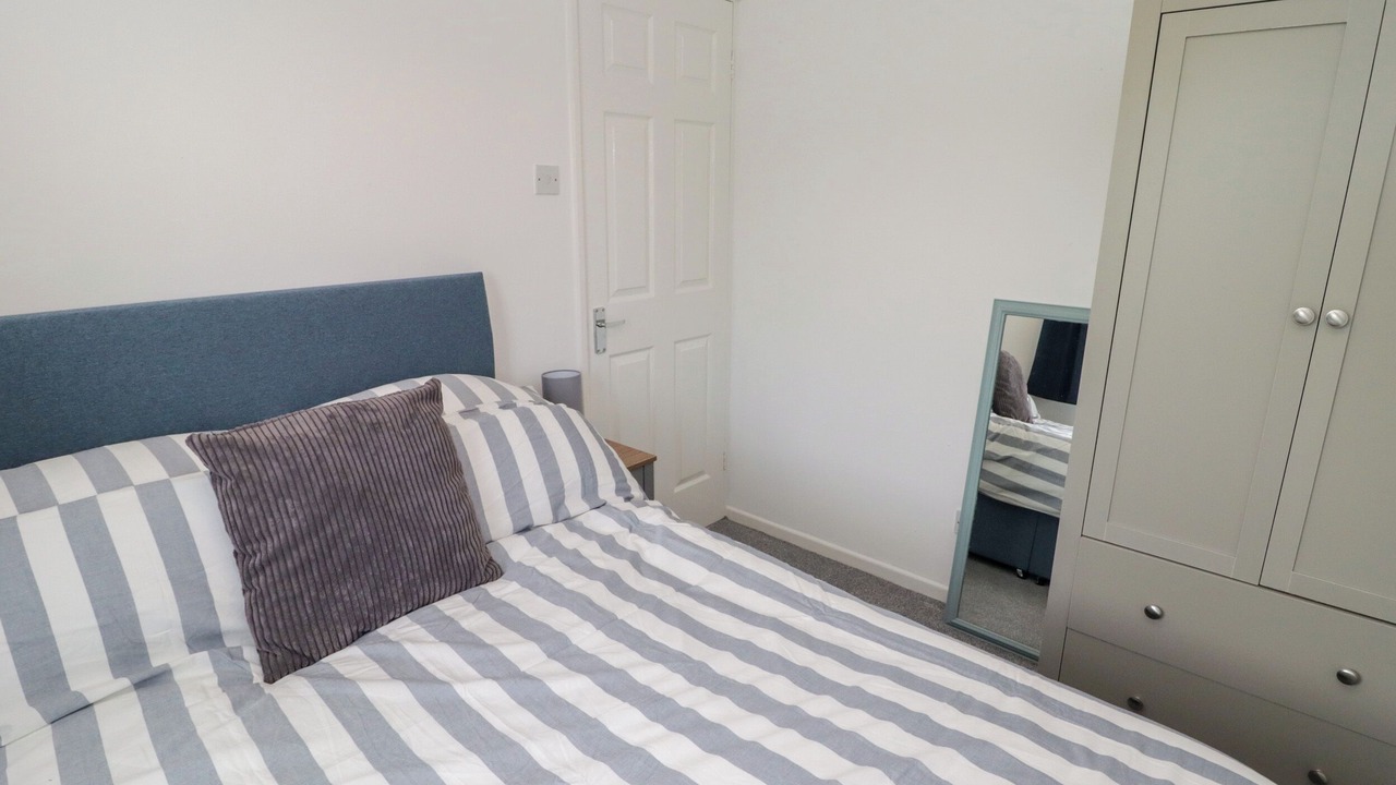 Photo of Bedroom in Vale of Glamorgan