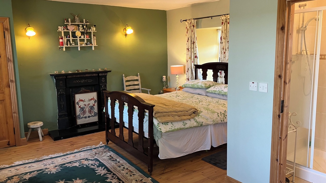 Photo of Bedroom in Creegh