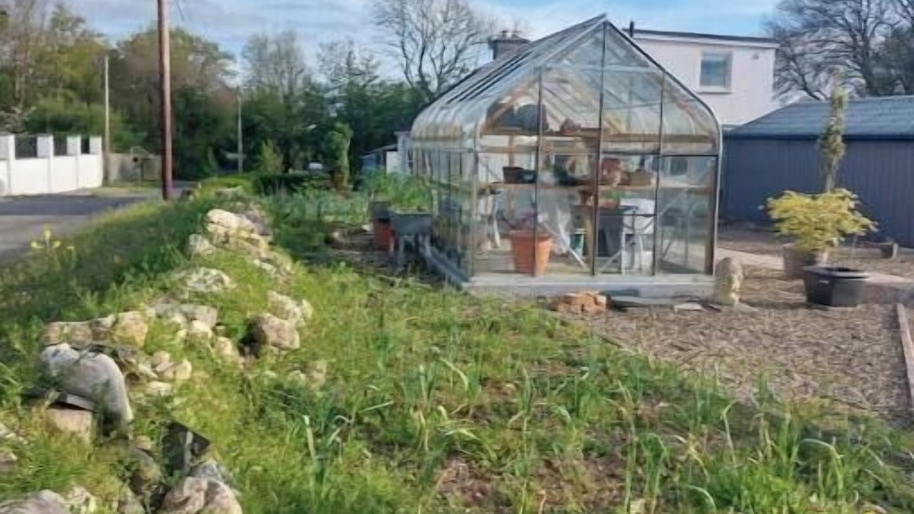 Photo of Outdoor in Knigh