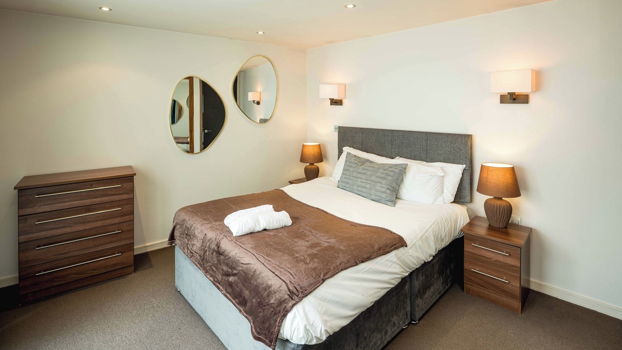 Photo of Bedroom in Swiss Cottage