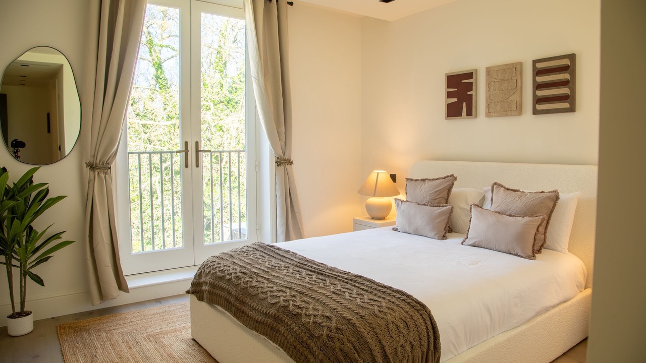 Photo of Bedroom in Pembridge