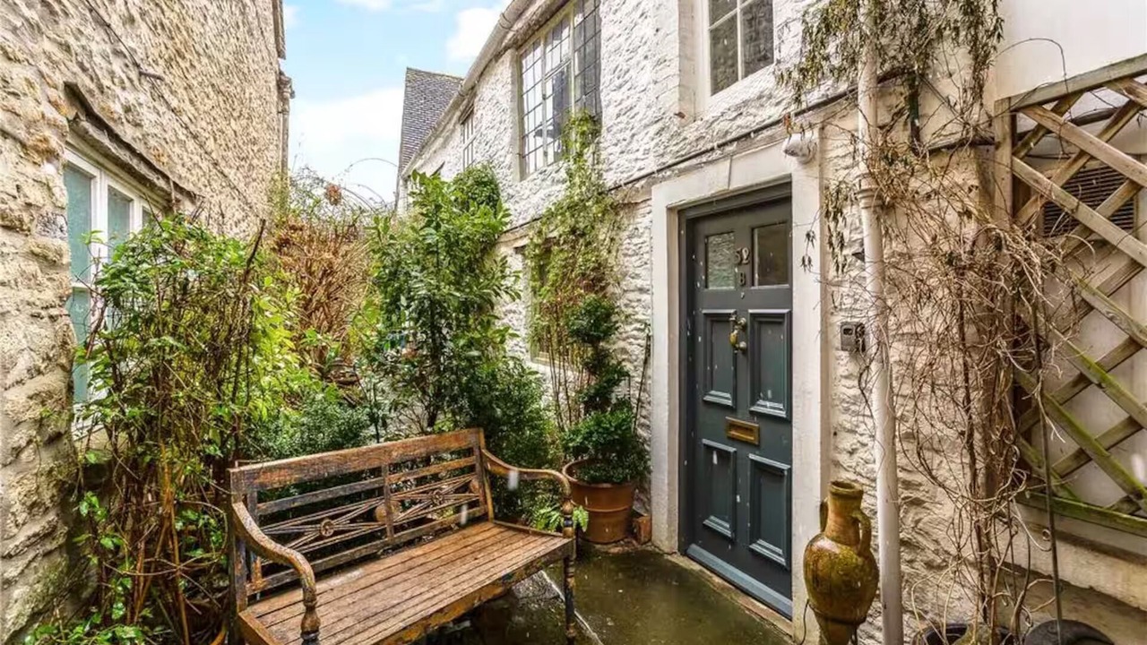Photo of Patio Balcony in Tetbury