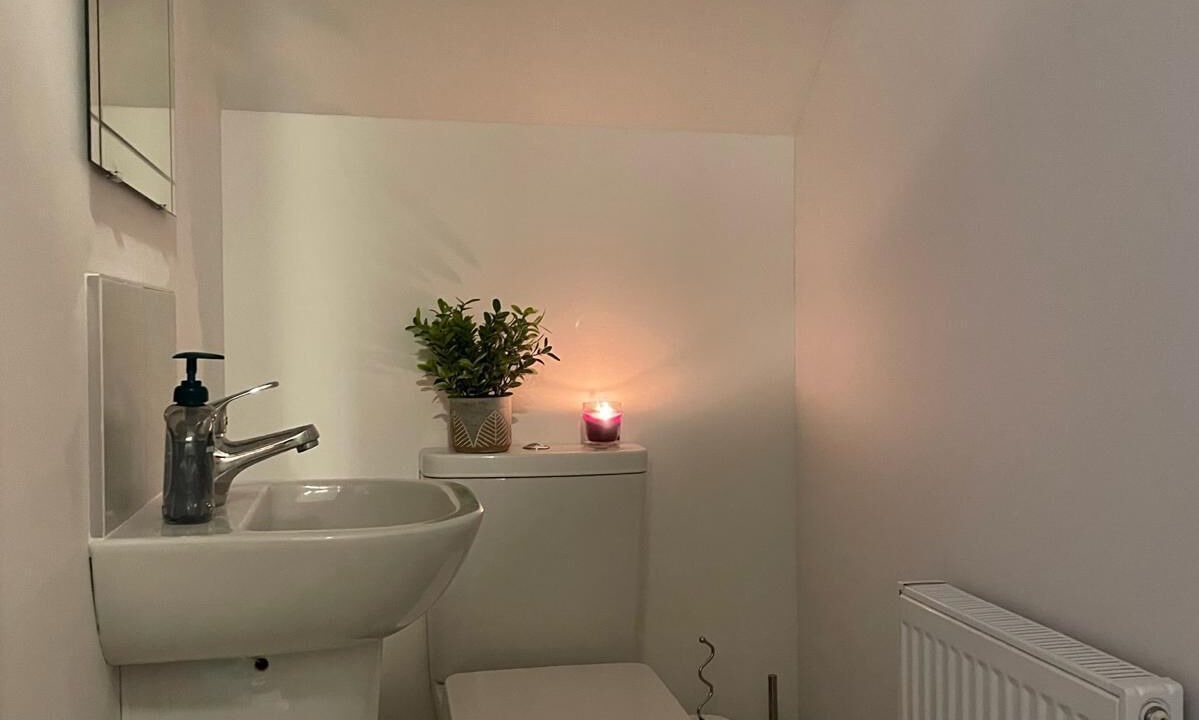 Photo of Bathroom in Kells