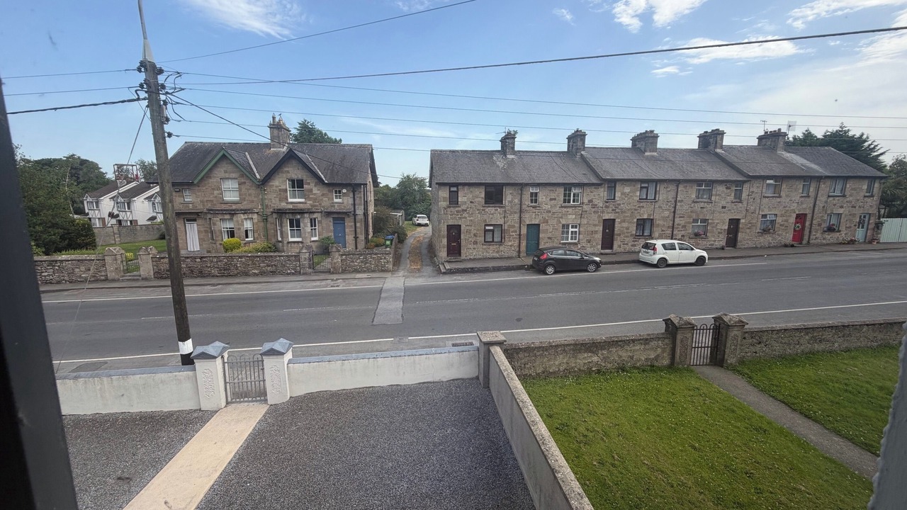 Photo of Others in Cahir