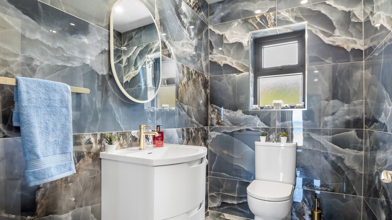 Photo of Bathroom in Renvyle