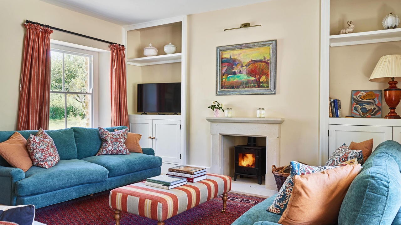 Photo of Livingroom in Dursley