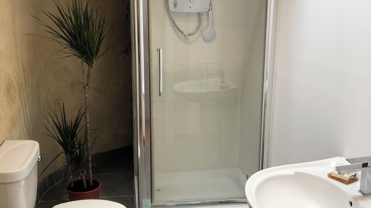 Photo of Bathroom in Corofin