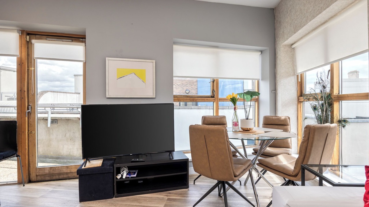 Photo of Livingroom in Temple Bar