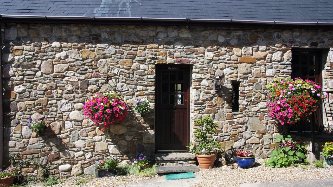 Photo of Others in Pen-clawdd