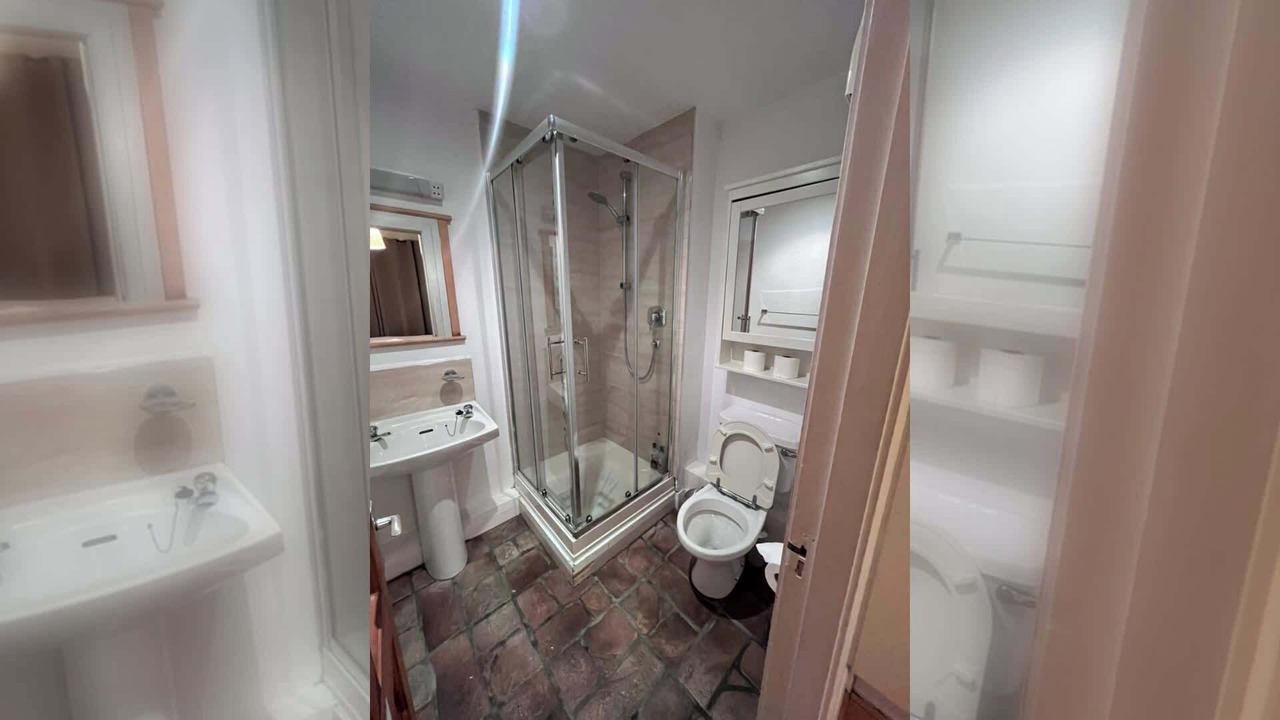 Photo of Bathroom in Grand Canal Dock