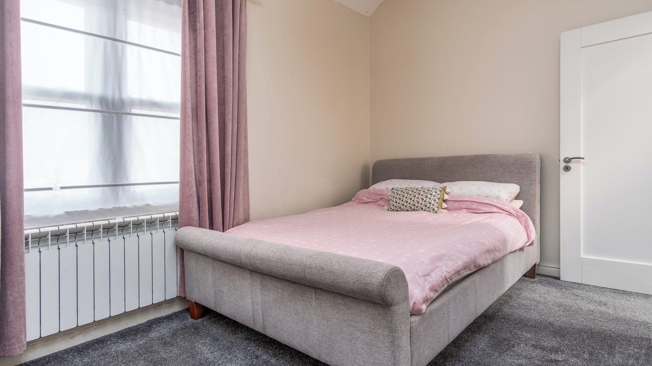Photo of Bedroom in The Liberties