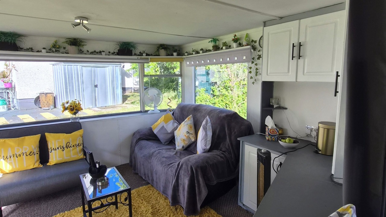Photo of Livingroom in Crumlin