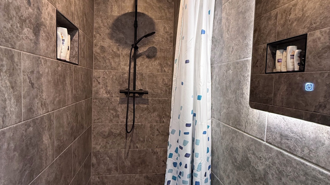 Photo of Bathroom in Parteen