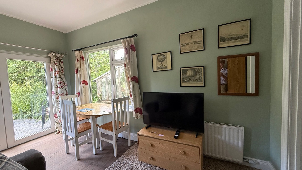 Photo of Livingroom in Parteen
