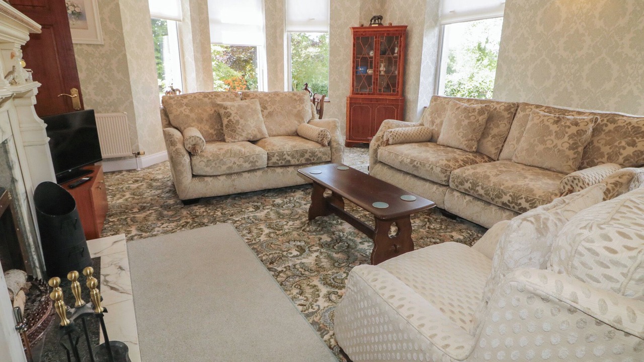 Photo of Livingroom in Omagh