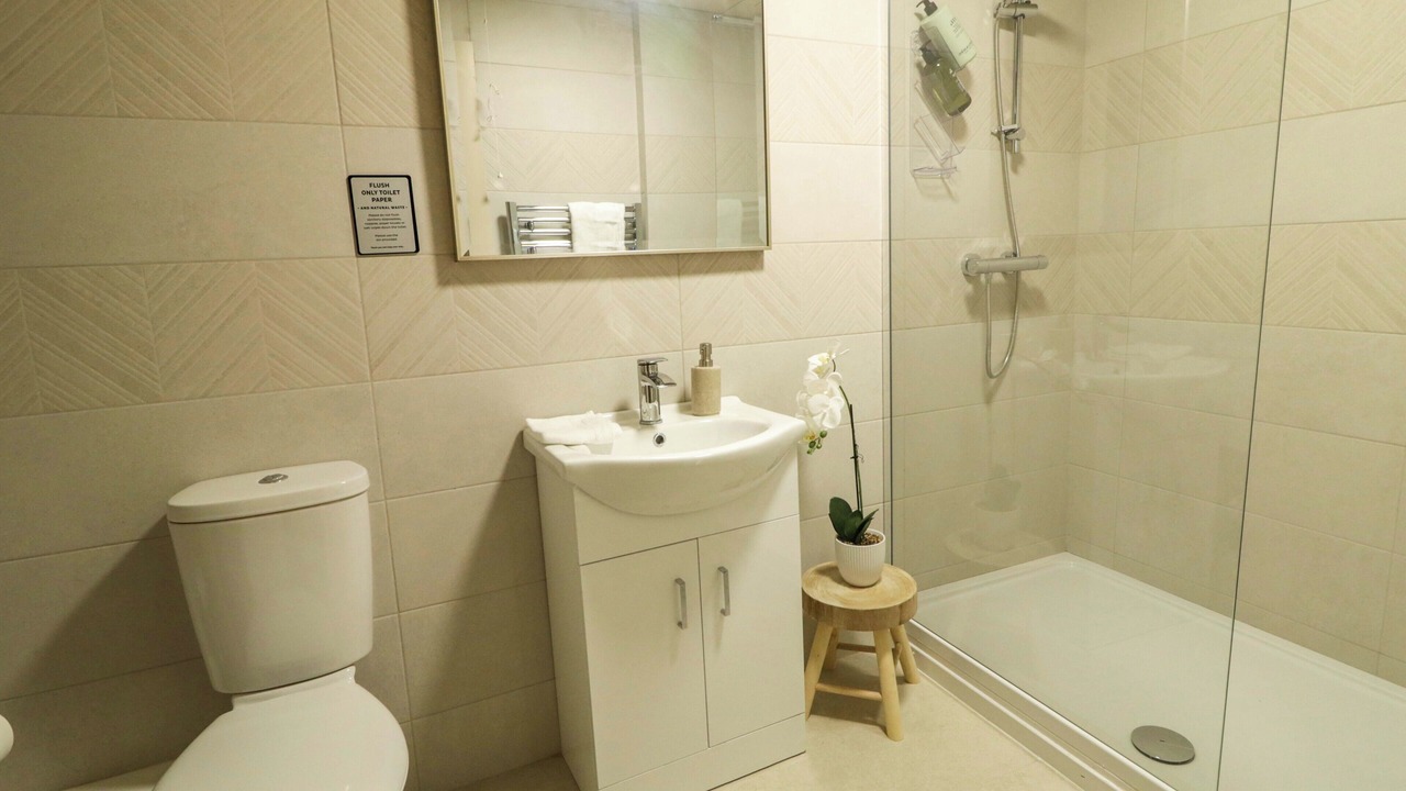 Photo of Bathroom in Londonderry