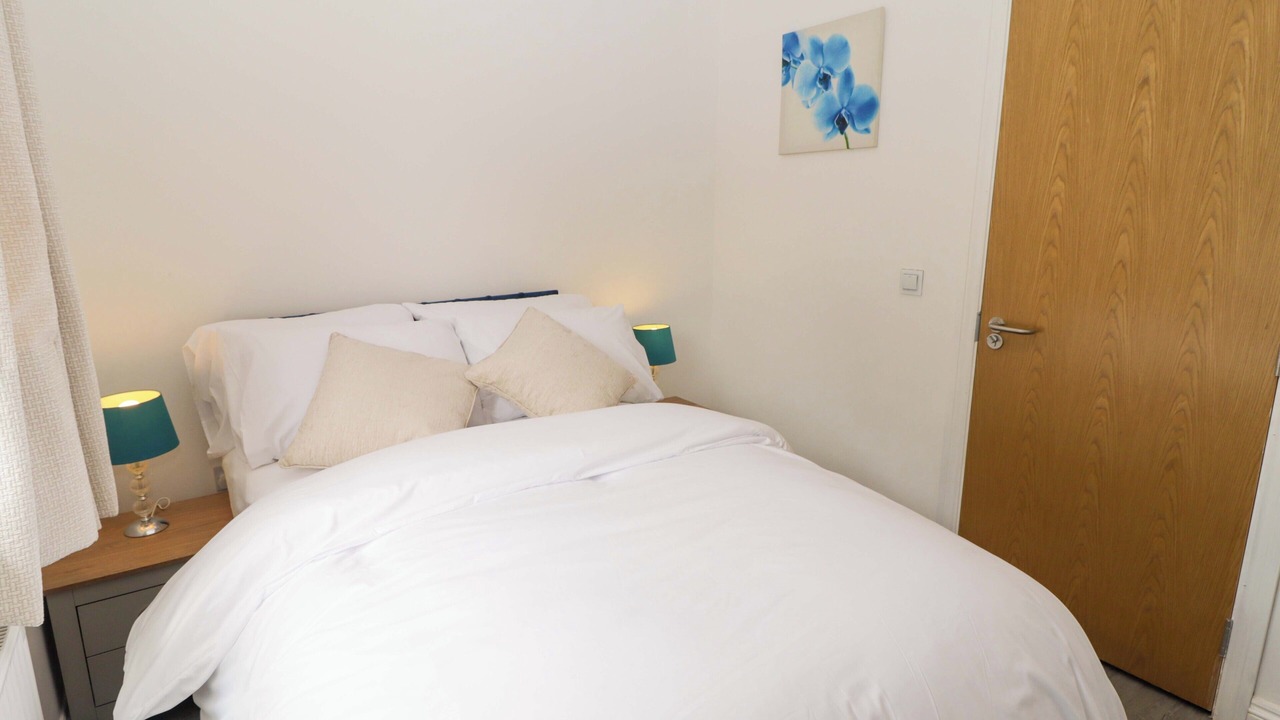 Photo of Bedroom in Barry