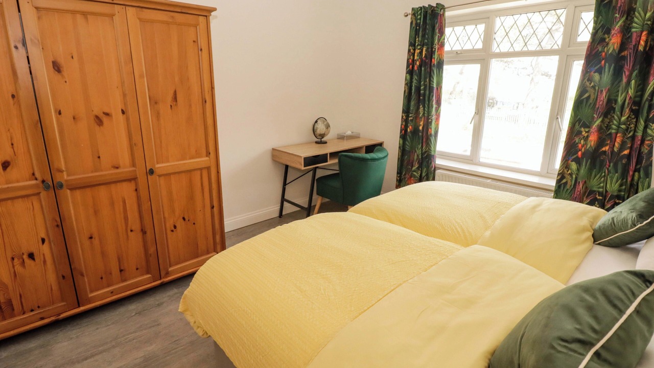 Photo of Bedroom in Barry
