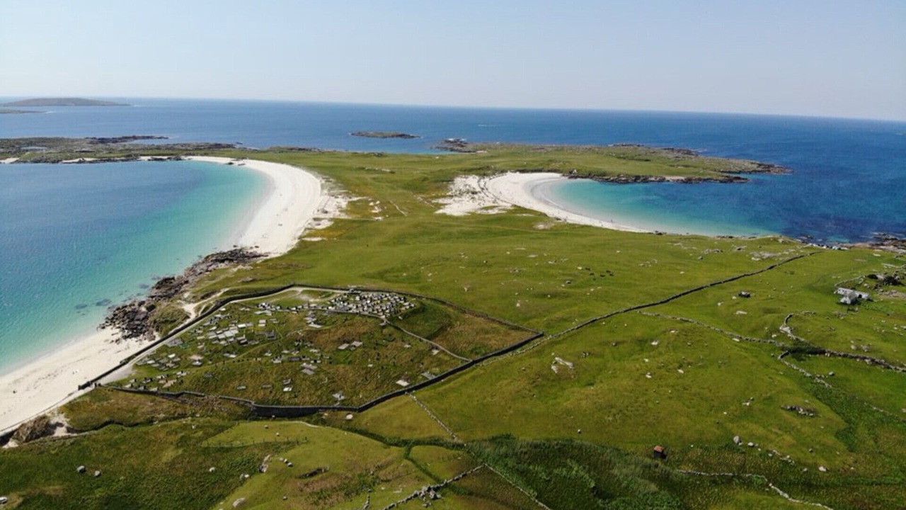 Photo of Others in Roundstone