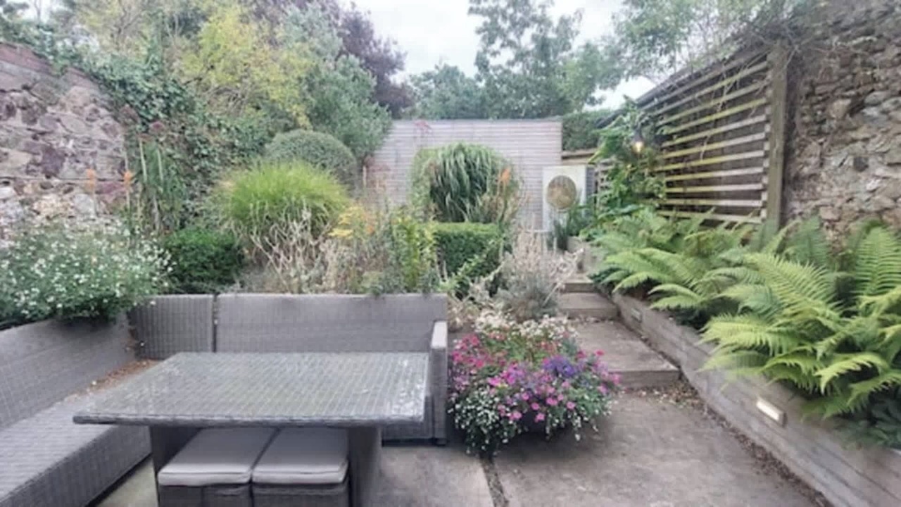 Photo of Outdoor in Sutton