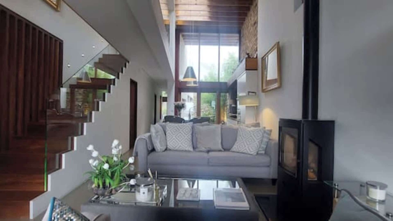 Photo of Livingroom in Sutton