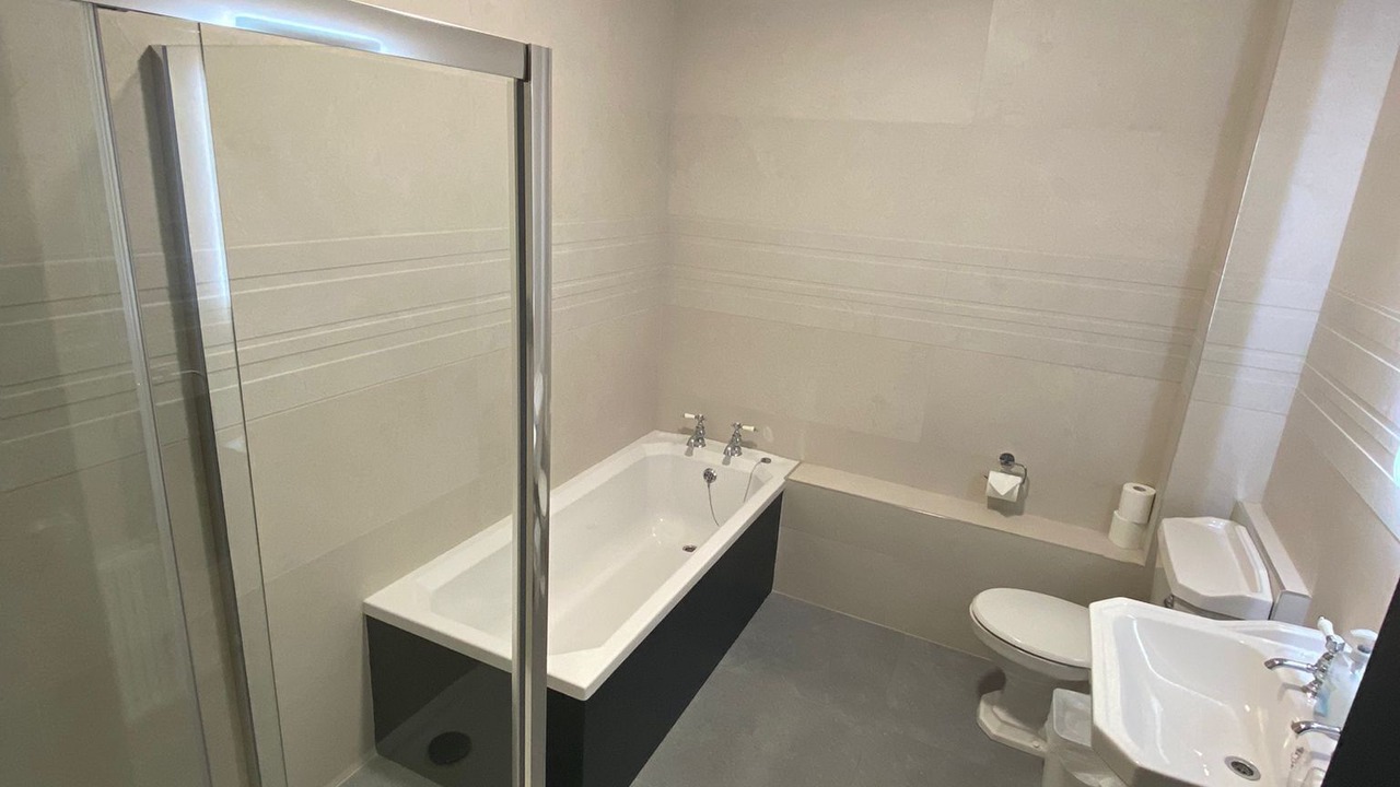 Photo of Bathroom in Dromod