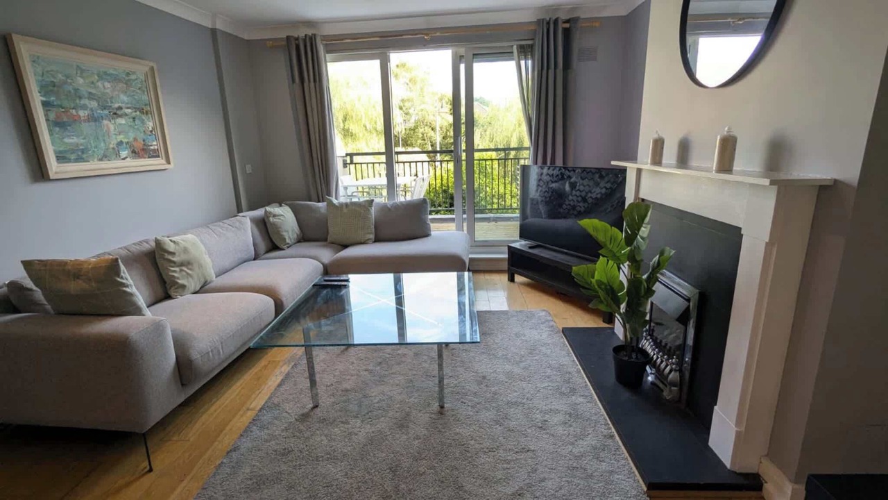 Photo of Livingroom in Ongar