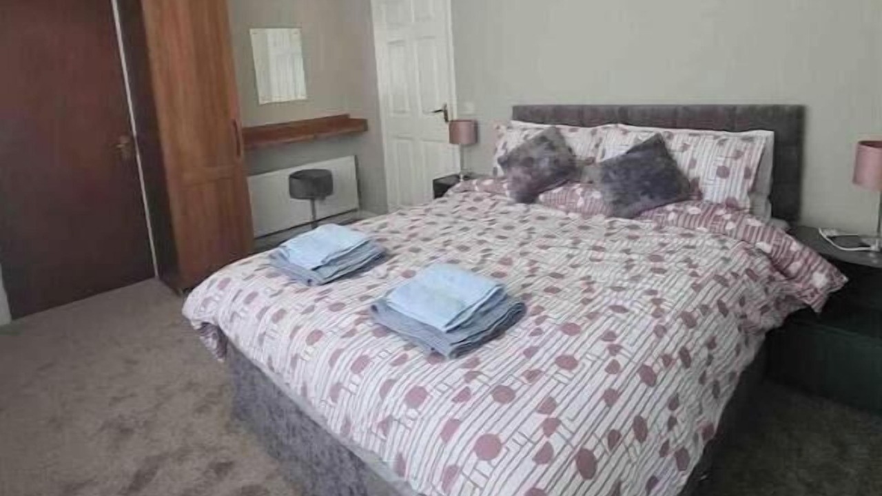 Photo of Bedroom in Kinsale Town Centre