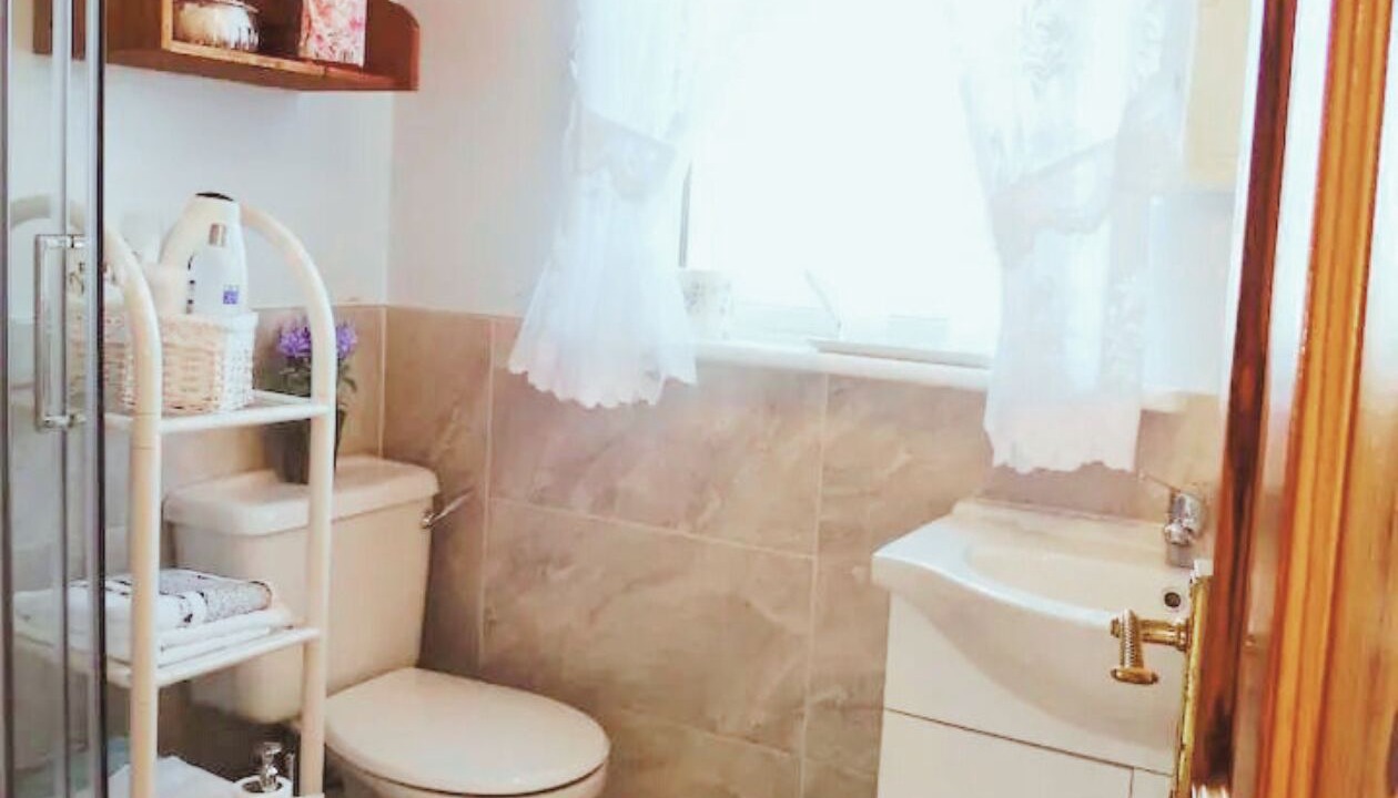 Photo of Bathroom in Liscannor