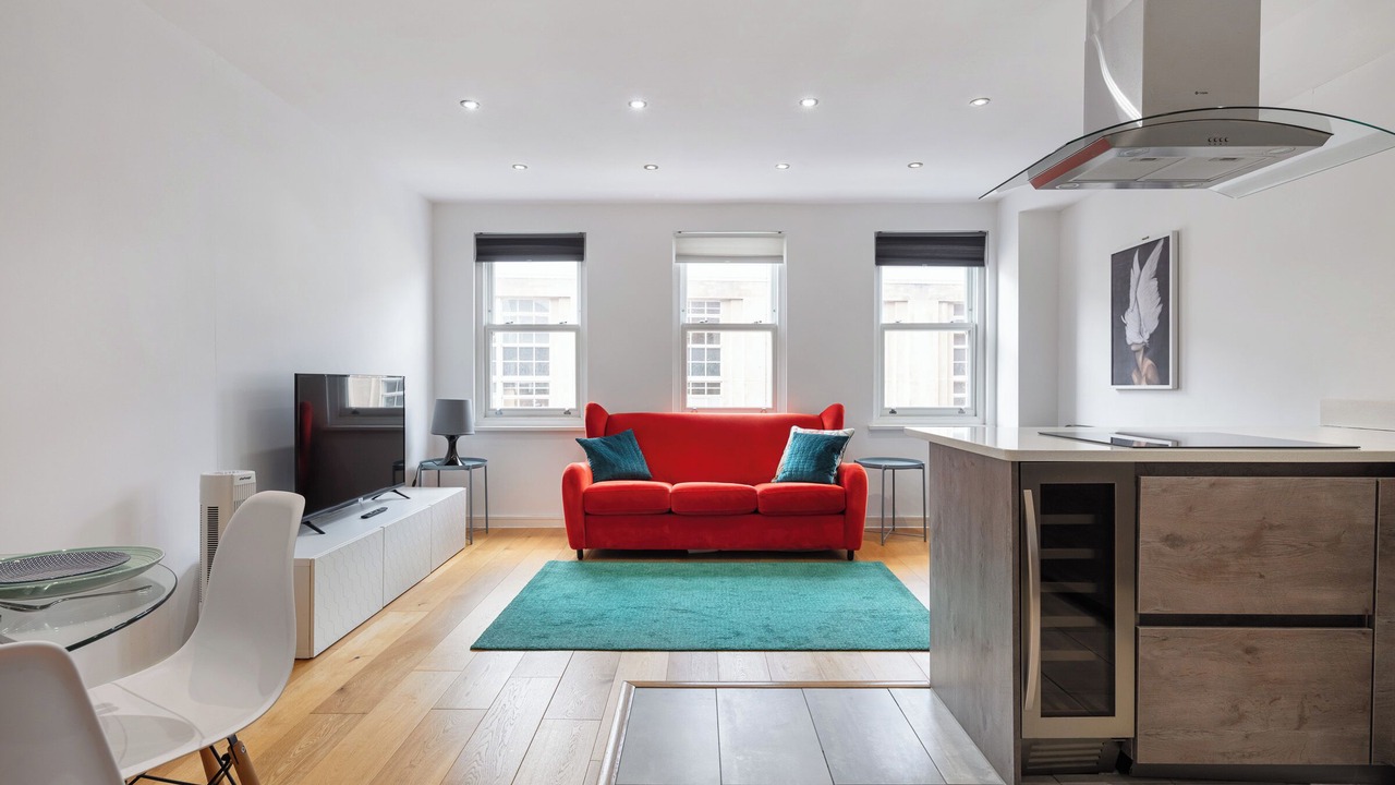 Photo of Livingroom in Bishop's