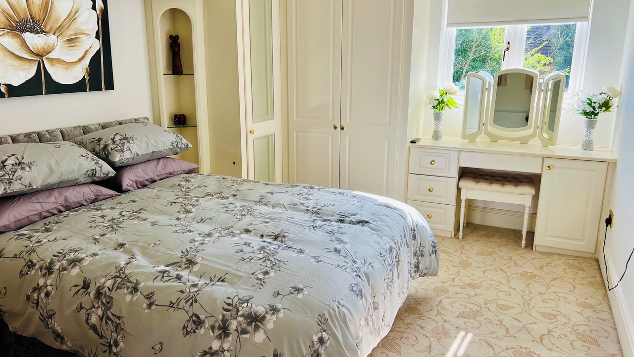 Photo of Bedroom in Wixford