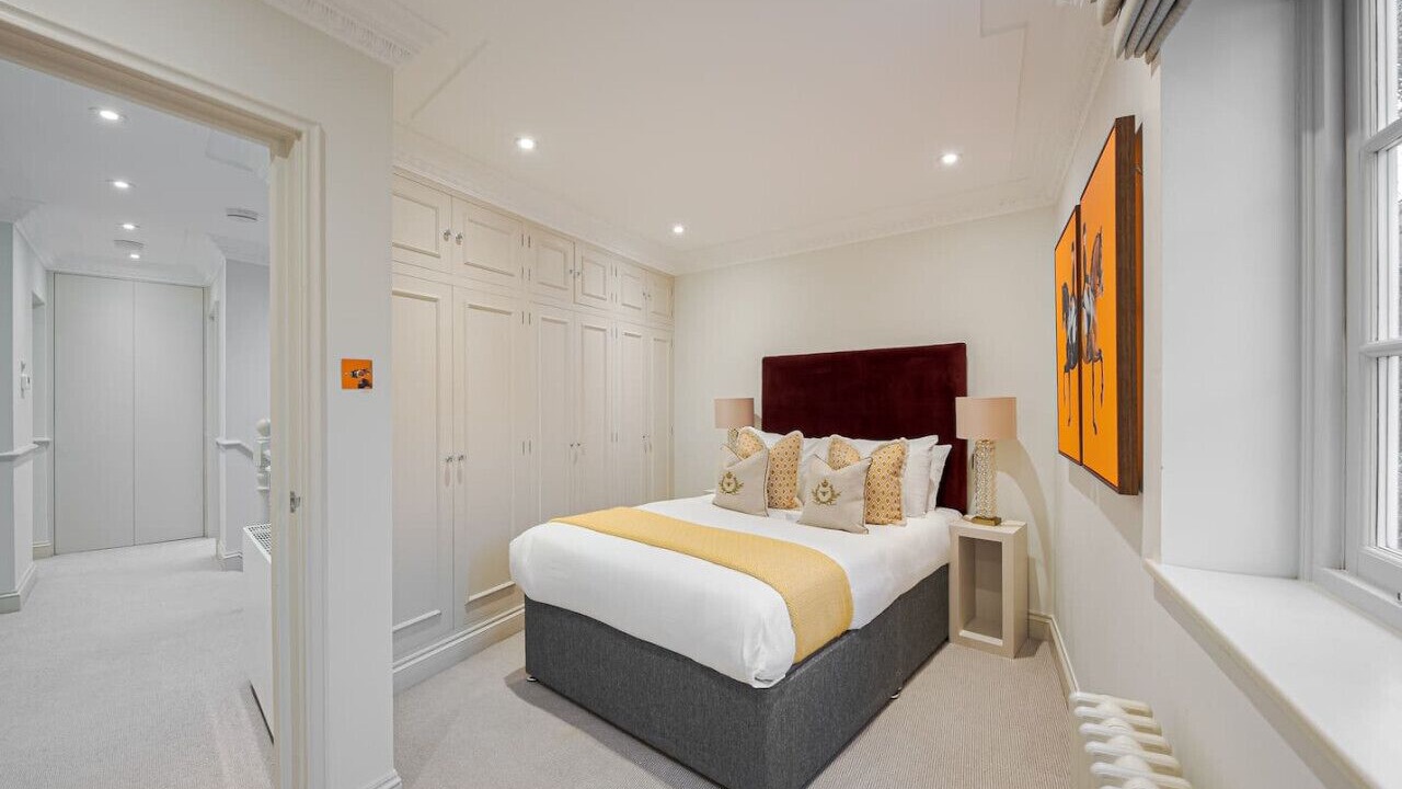 Photo of Bedroom in Knightsbridge