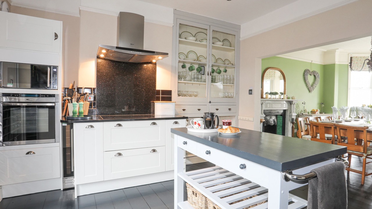 Photo of Kitchen in Criccieth