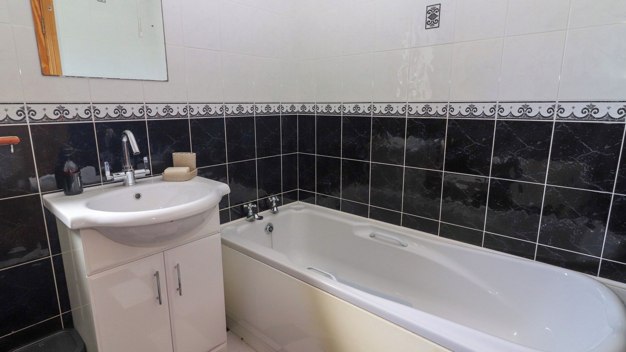Photo of Bathroom in Doonbeg