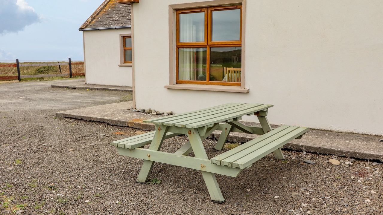 Photo of Outdoor in Creegh
