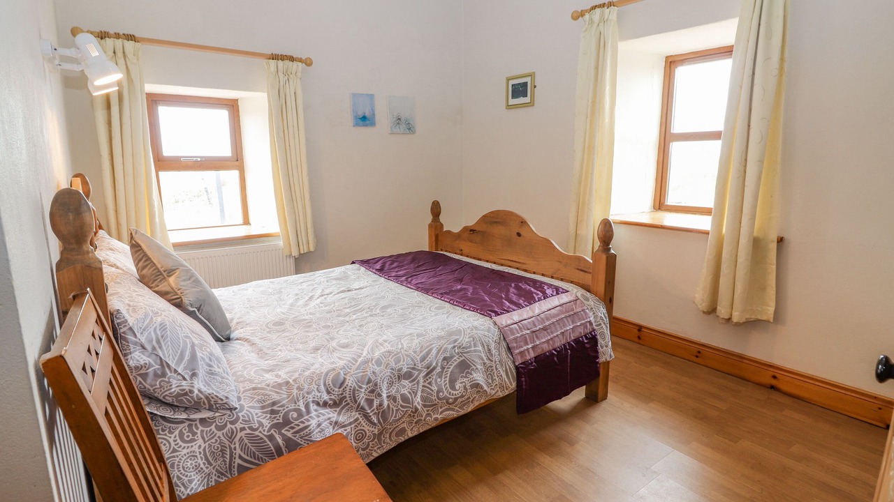 Photo of Bedroom in Creegh