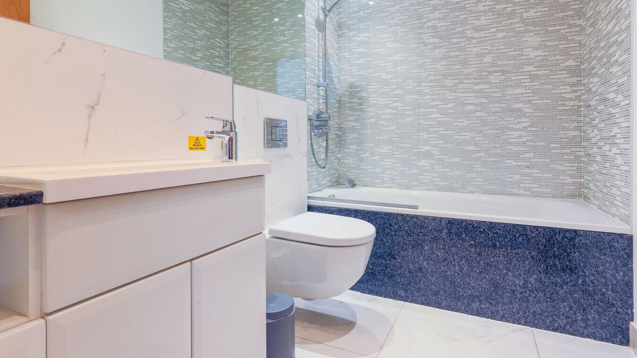 Photo of Bathroom in Penarth