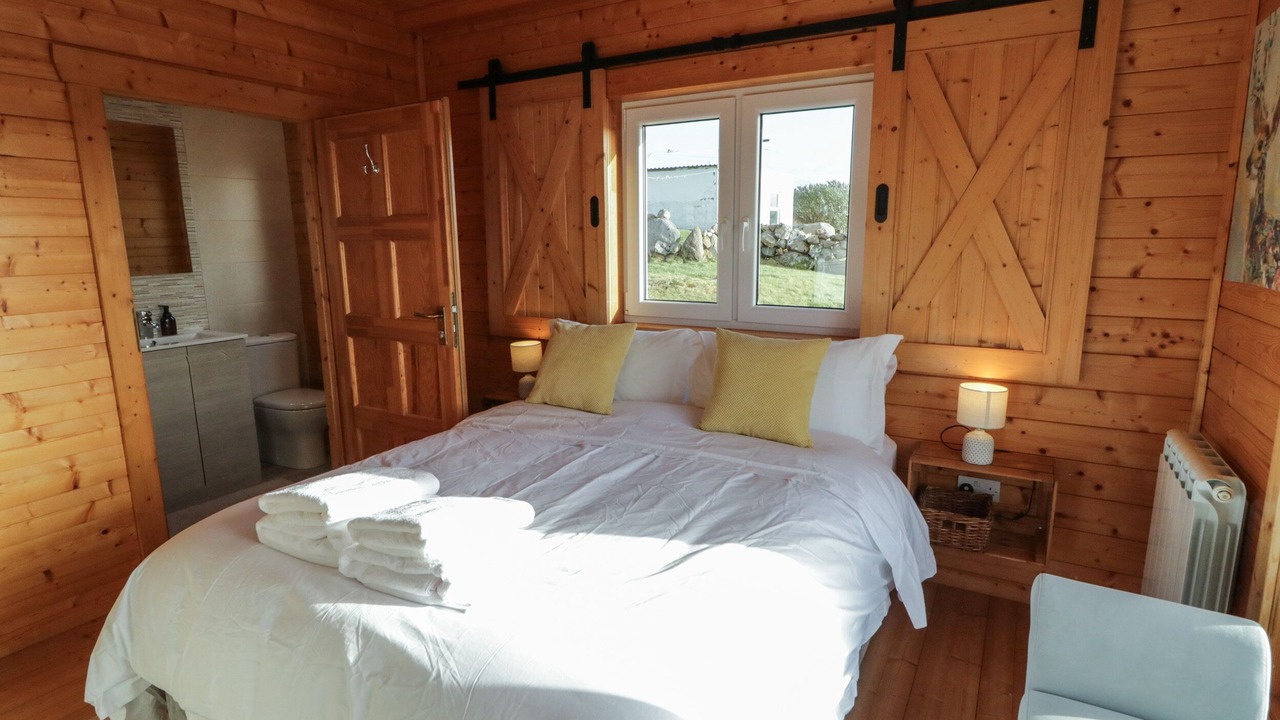 Photo of Bedroom in Bunbeg