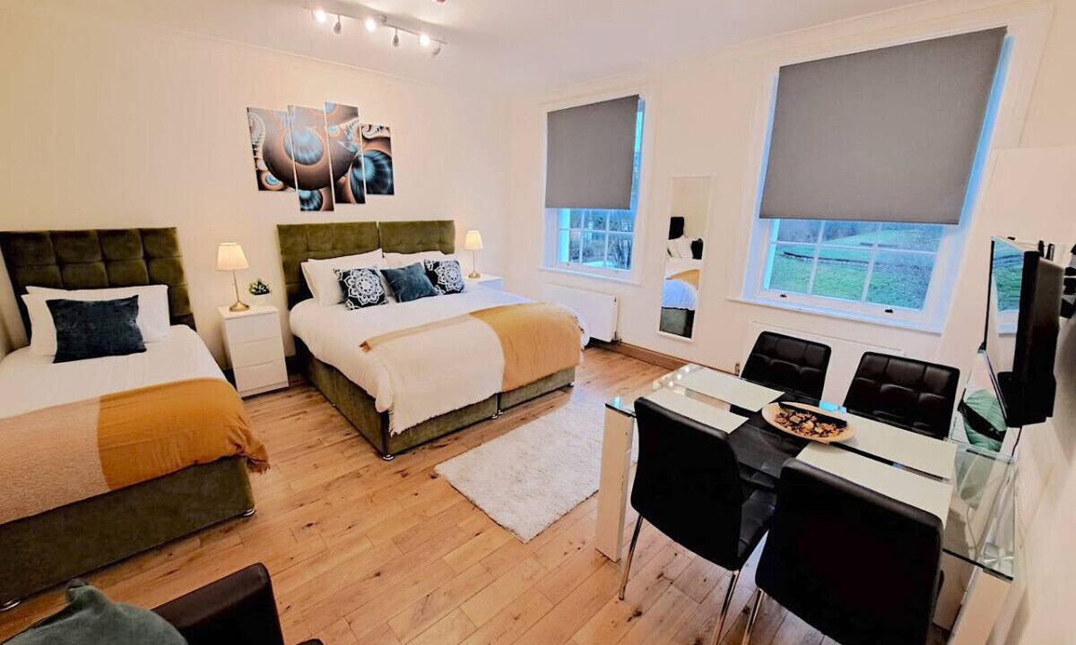 Photo of Bedroom in Angel