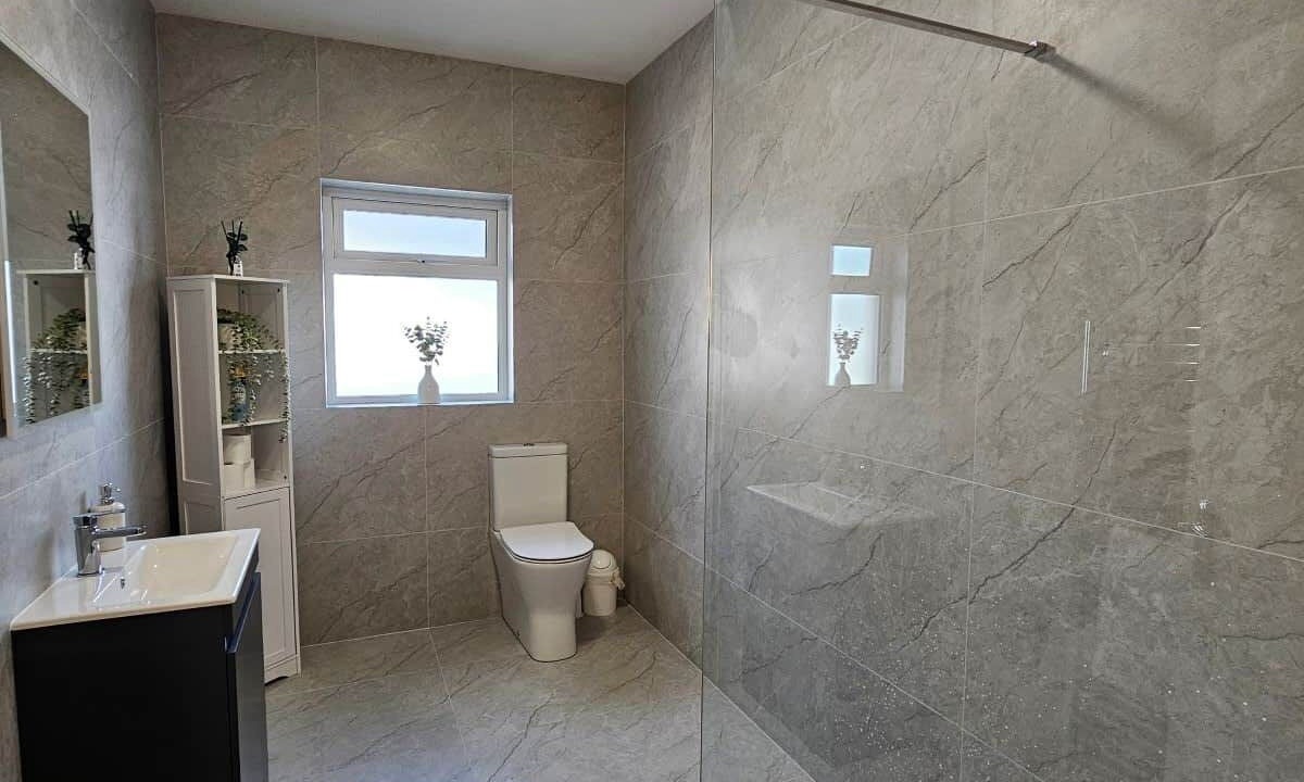 Photo of Bathroom in Roscoe
