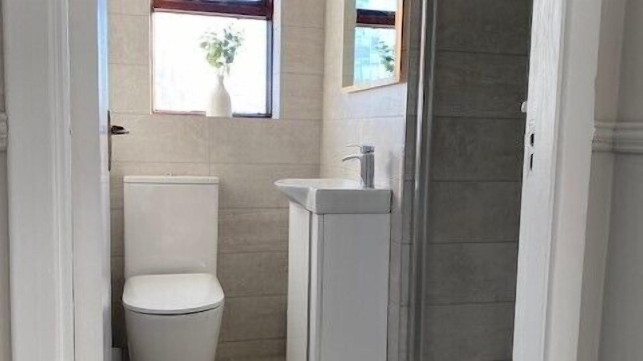 Photo of Bathroom in Roscoe
