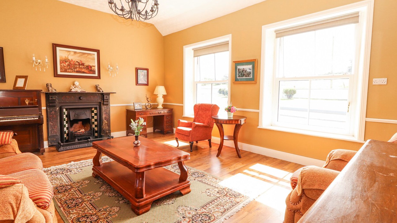 Photo of Livingroom in Listowel