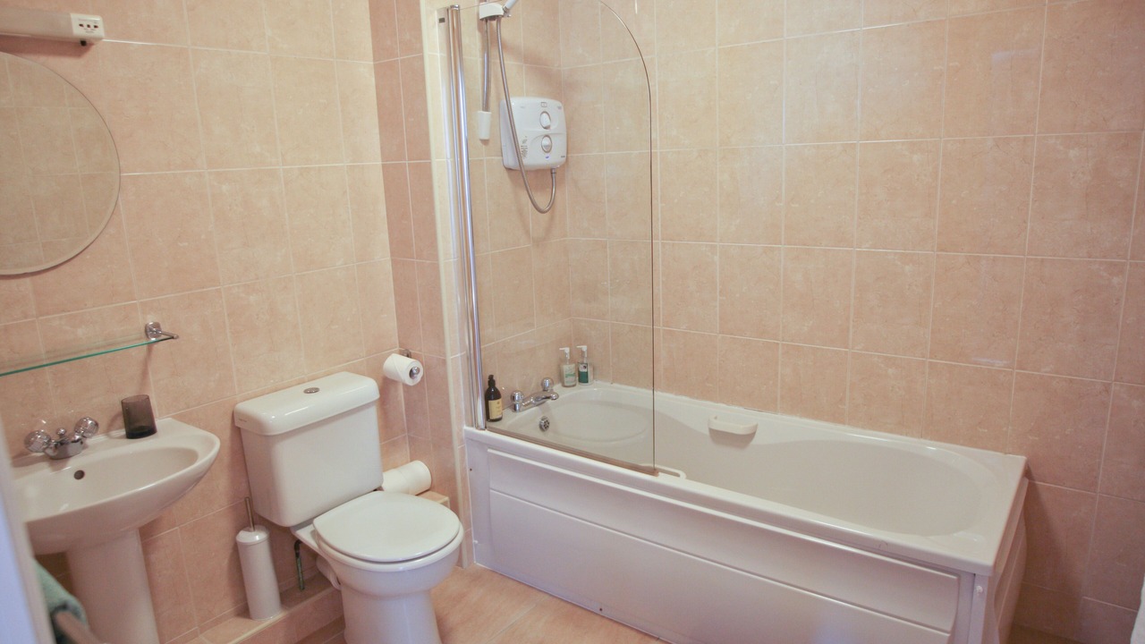 Photo of Bathroom in Galway City Centre