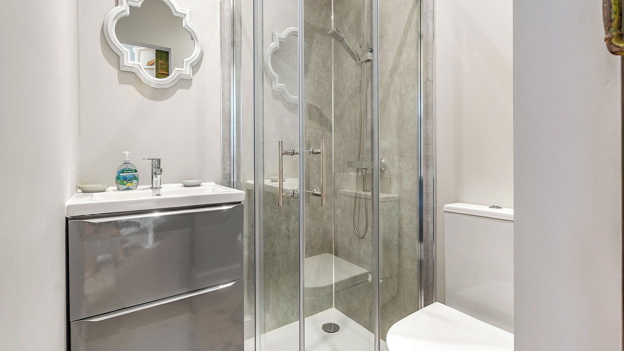 Photo of Bathroom in Ganton