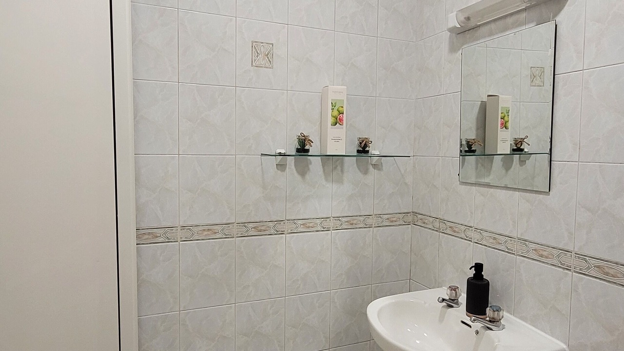 Photo of Bathroom in Galway City Centre