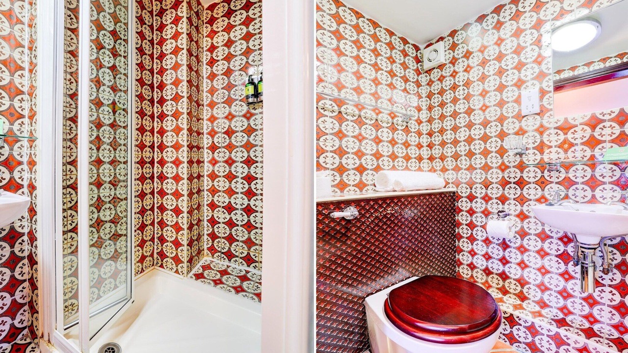Photo of Bathroom in Camberwell