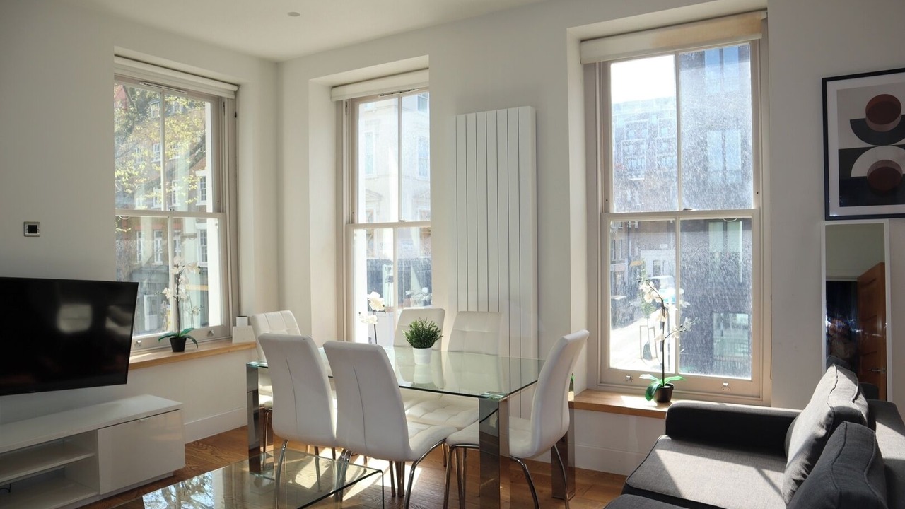 Photo of Livingroom in Fitzrovia
