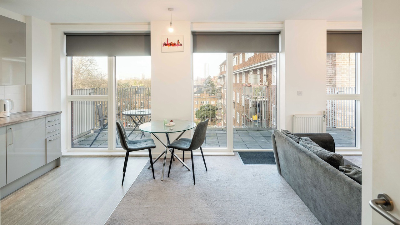 Photo of Livingroom in Camberwell Green